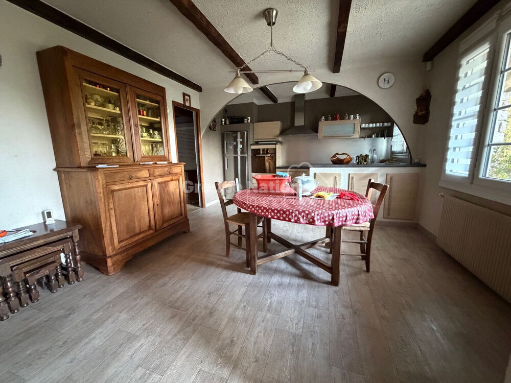 Clarensac - Villa plain-pied 3 chambres + bureau sur 1043m2 de terrain clos