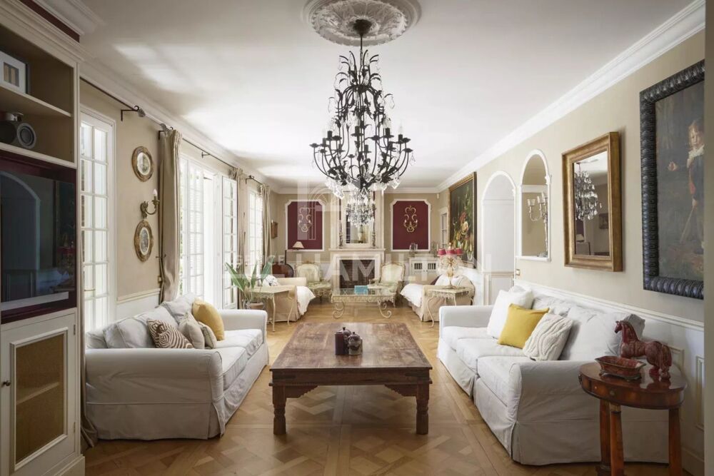 Vente Maison Rare, vue mer panoramique, Belle Époque, proche de Monaco. Cap-d'ail