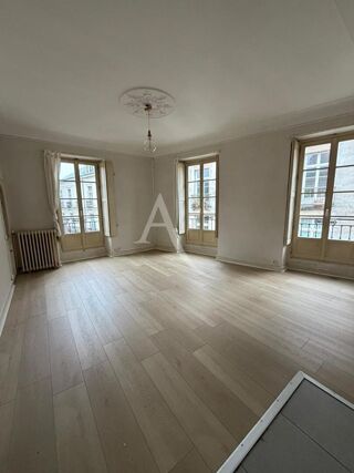  Appartement � louer 4 pi�ces 71 m�