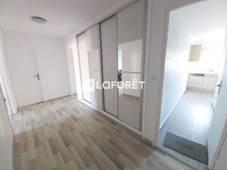  Appartement à louer 3 pièces 69 m²