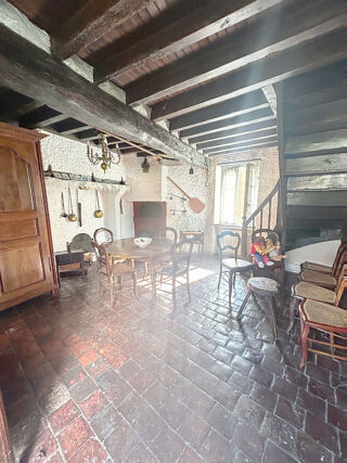  Maison à vendre 15 + pièces 212 m²