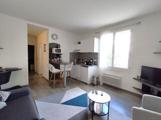  Immeuble à vendre 6 pièces 190 m²
