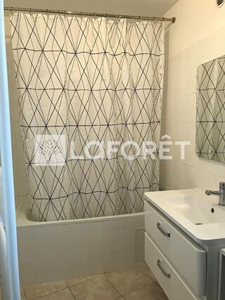  Appartement à louer 3 pièces 69 m²
