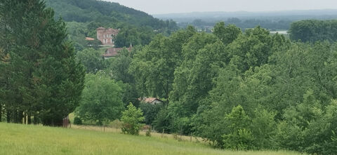   Propriété 190 m2 habitables, 5 chambres sur 2 hectares avec vue imprenable. Maison - 9 pièce(s) - 190 m²