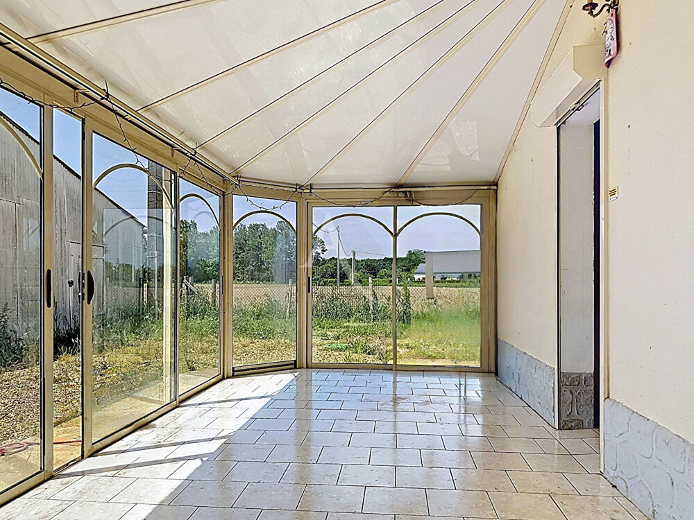 Vente Maison Rare : terrain clos 2400 m², dépendance, accès rapide autoroute A85 à Longué Longue jumelles