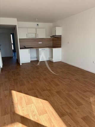  Appartement à louer 3 pièces 64 m²