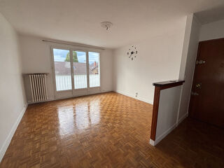  Appartement à louer 4 pièces 72 m²
