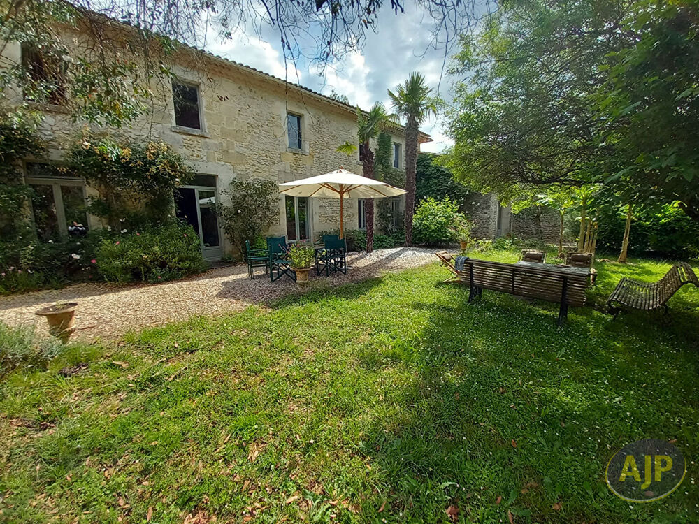 Maison de caractère sur Blaignan !