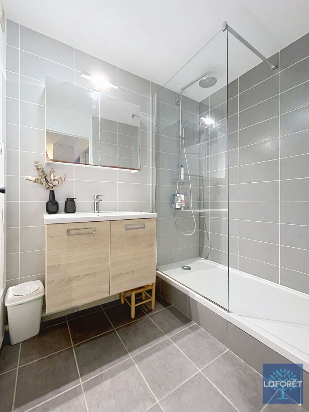 Vente Appartement Très bel Appartement 3 pièce(s) 66 m2 avec balcon et garage boxé - vieux Doulon Nantes