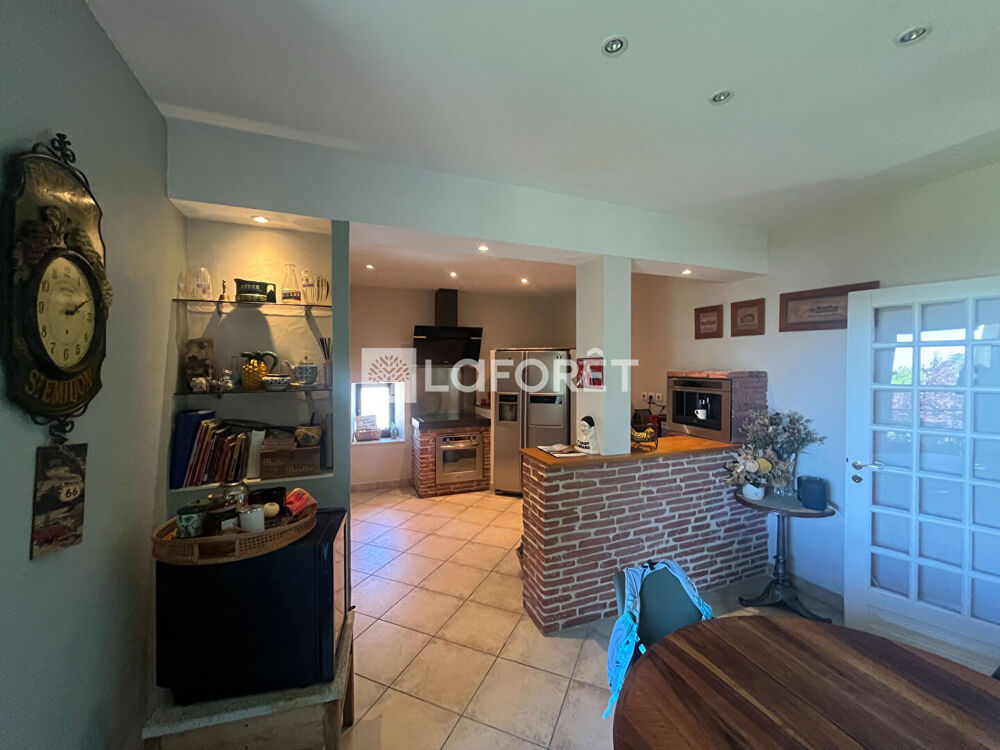 Vente Maison Maison Luc La Primaube 8 pièce(s) 302 m2 Luc la primaube