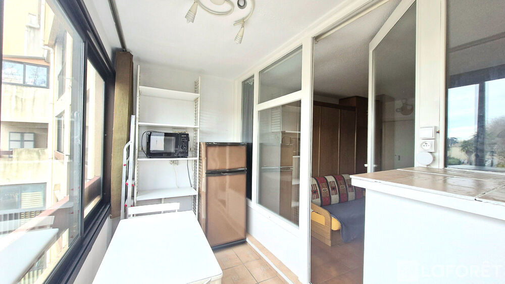 Appartement Frejus 1 pièce(s) 28m2 avec loggia fermée