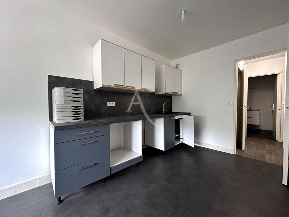 Location Appartement TYPE 3, REIMS - EUROPE Reims