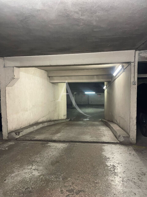  Parking / Garage � louer 12 m�