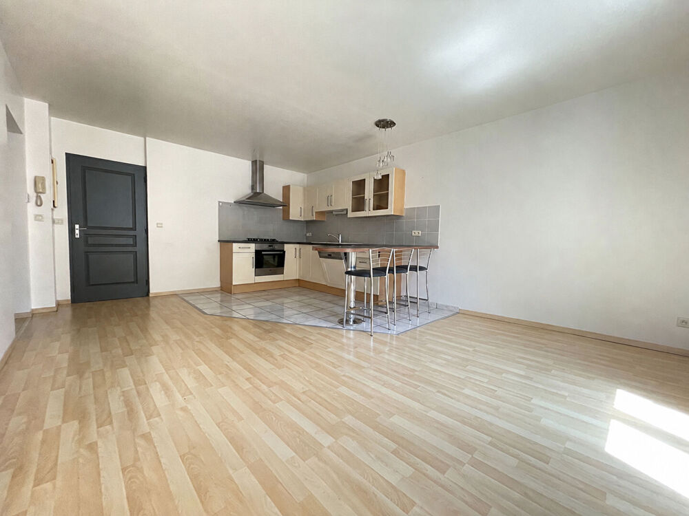 Appartement 4 pièces 80 m² · à Lons le Saunier · 80 m² · 122 000 €