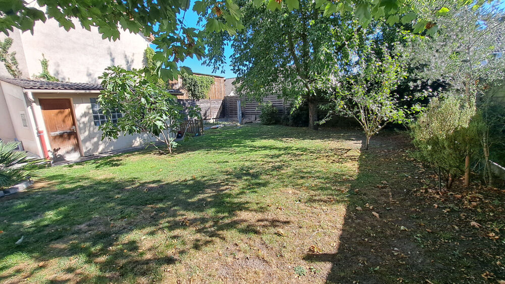Ensemble deux maisons