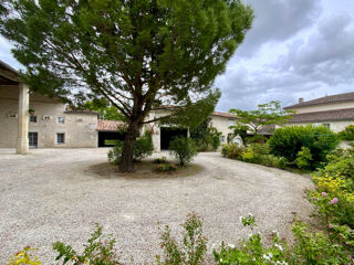  Maison � vendre 10 pi�ces 327 m�