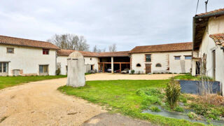 Maison à vendre 15 + pièces 465 m²