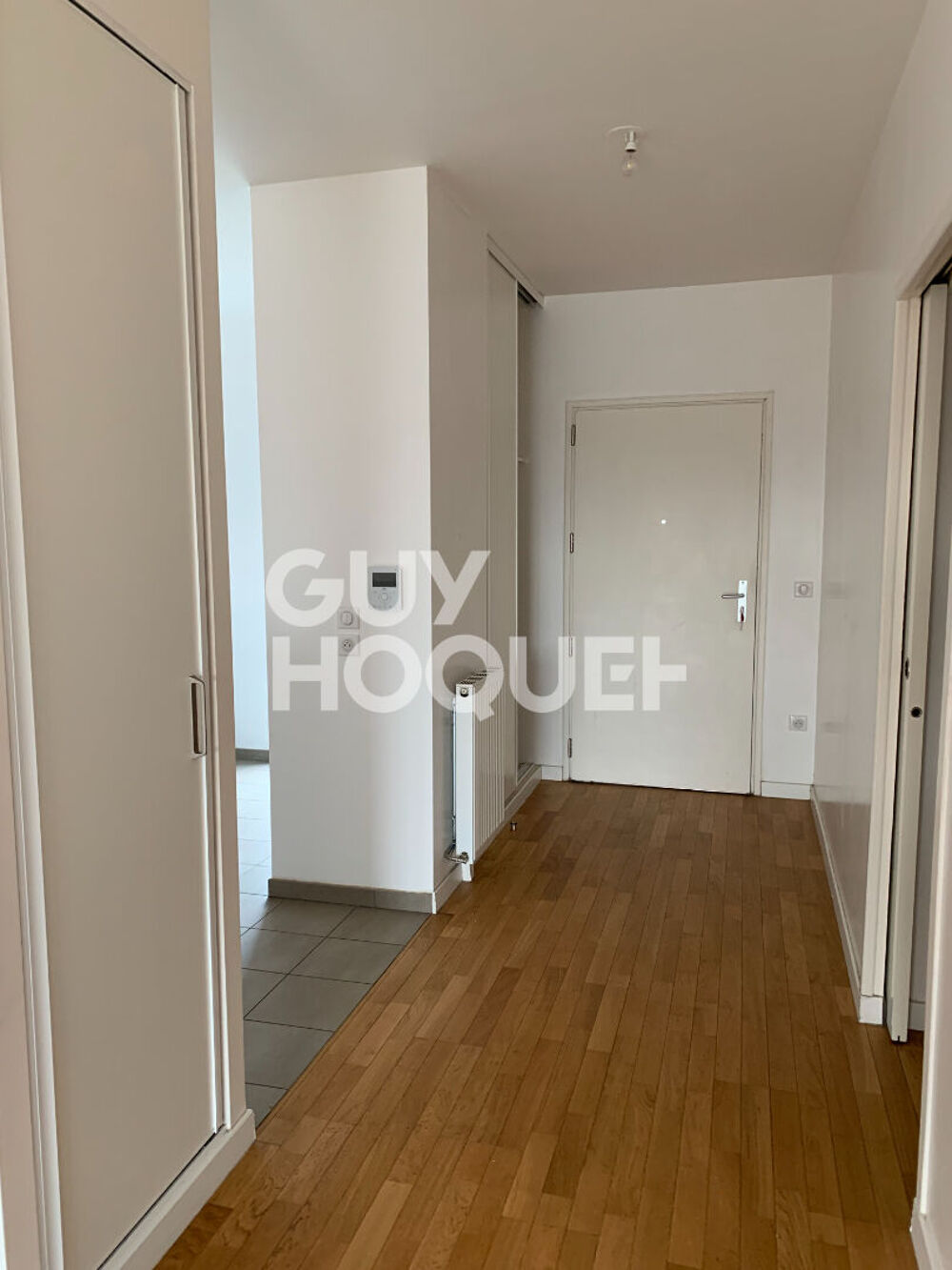 Location Appartement Appartement 4 pièce(s) de 103 m2 avec balcon Chartres