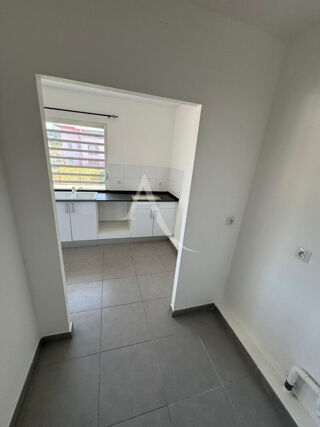  Appartement à vendre 2 pièces 66 m²