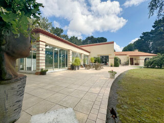  Maison  vendre 7 pices 228 m