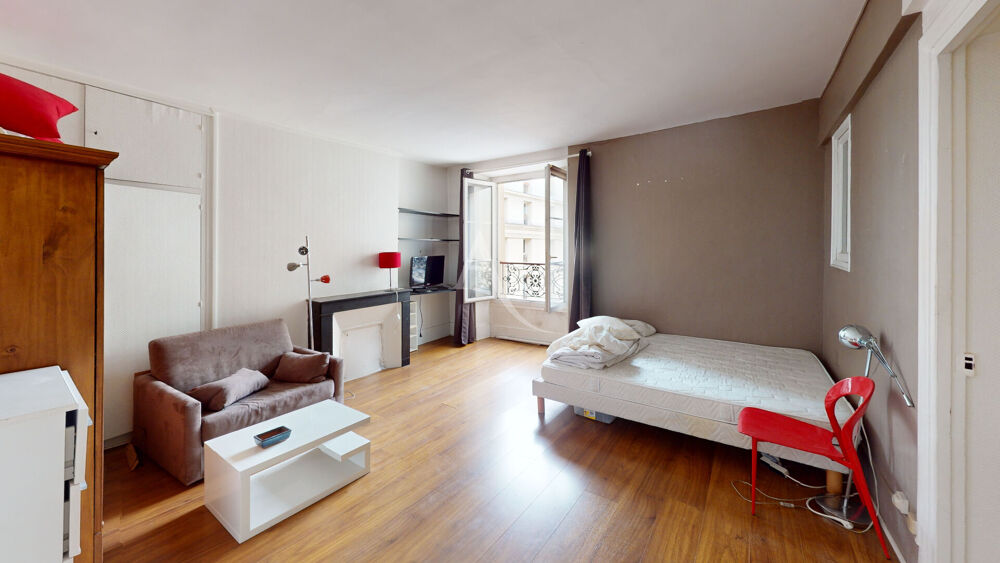 Vente Appartement Grand studio parfaitement situé ! Paris 3