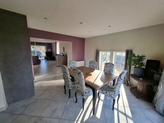  Maison � vendre 5 pi�ces 220 m�