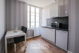  Appartement à louer 1 pièce 23 m²