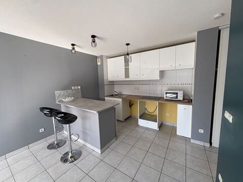   T2 meubl� 40 M� CLIMATISE + Balcon - Parking � BASSENS (33) Appartement - 2 pi�ce(s) - 40 m�