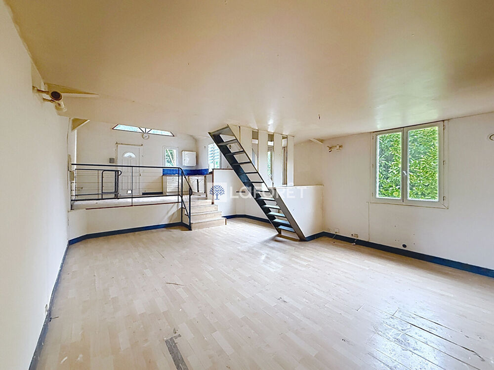 Vente Maison Maison de 94 m²  avec garage triple à Yport . Beau potentiel! Yport