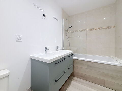  Appartement � louer 3 pi�ces 72 m�