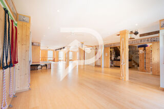  Appartement à vendre 5 pièces 300 m²