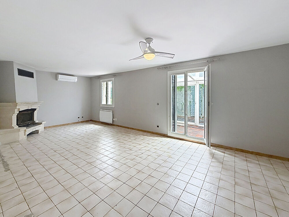 Maison Salon-de-Provence 4 pièces 111 m2