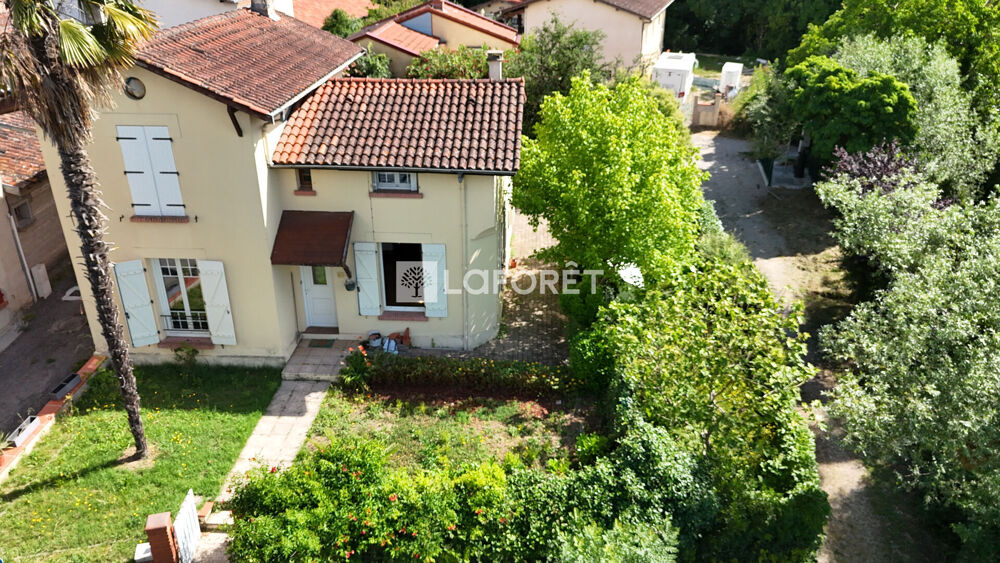 Vente Maison Maison de type 4  de 125 m² avec jardin. Bessieres