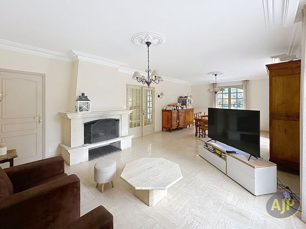 Maison Erbray 8 pièce(s) 262 m2