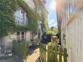  Maison à vendre 6 pièces 249 m²
