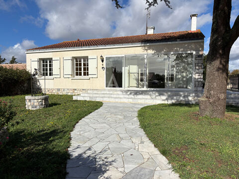   Maison à 15 min de la Rochelle Maison - 9 pièce(s) - 134 m²
