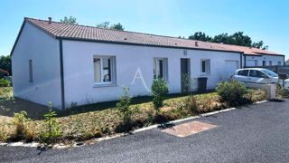  Maison à louer 4 pièces 105 m²