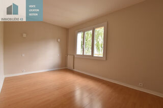 Location Appartement Appartement 5 pièces 99 m2 Le puy en velay