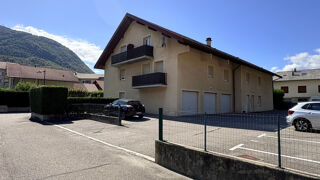 Vente Appartement Appartement Albertville 2 pièce(s) 49.80 m2 - 2 parking 1 cave Albertville