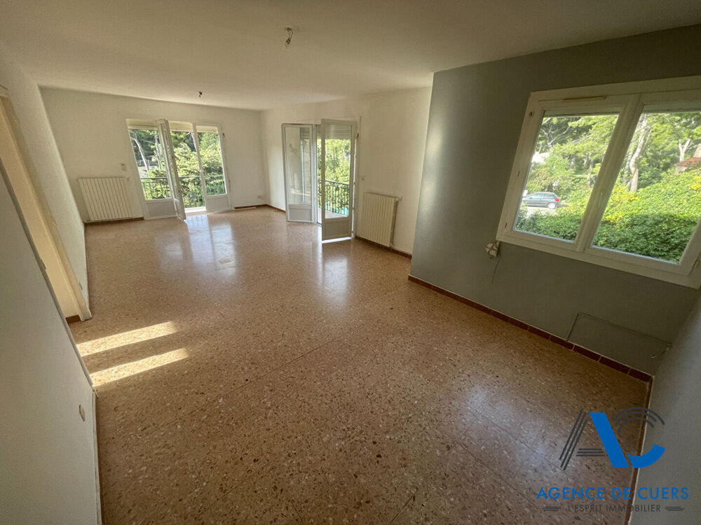 � vendre  Maison Carqueiranne (83320)