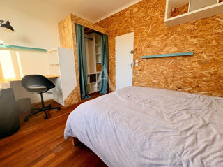  Appartement à louer 4 pièces 90 m²