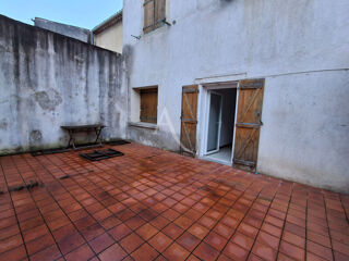  Immeuble à vendre 12 pièces 170 m²