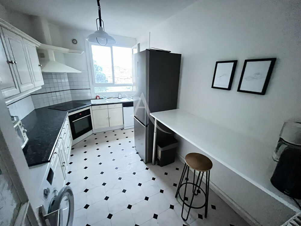 "CHAMBRE MEUBLÉE EN COLOCATION LE MANS / 2 CHAMBRES DISPONIBLES"