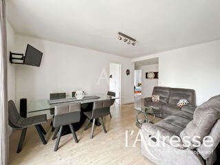  Appartement  vendre 4 pices 74 m