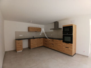  Maison à louer 4 pièces 135 m²