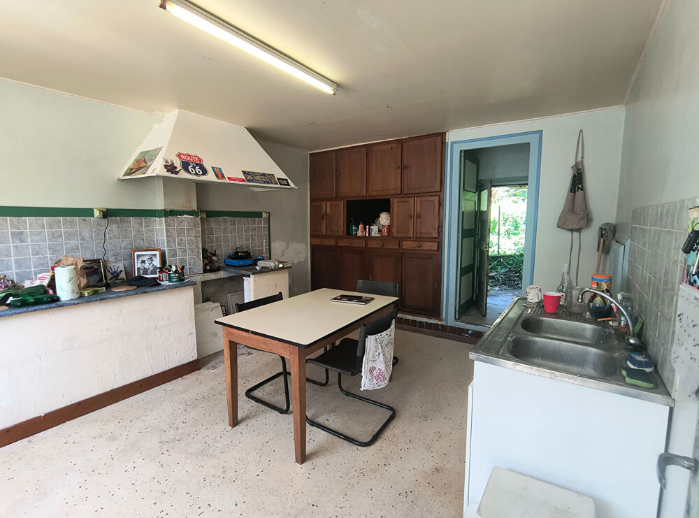 Vente Maison HAUTE-VIENNE - Charmante maison de village de 3 chambres avec grange, dépendance et potentiel d'aménagement Bersac sur rivalier
