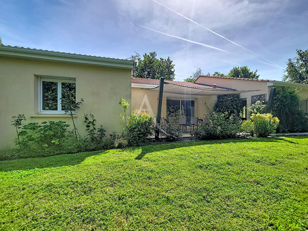 Vente Maison Entre Beaupréau et Chemillé : Plain?pied spacieux, 5 chambres et bureau indépendant Beaupreau en mauges