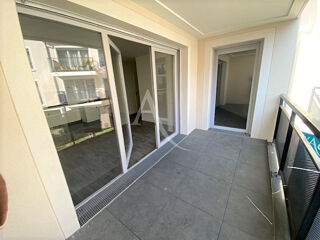  Appartement à louer 2 pièces 47 m²