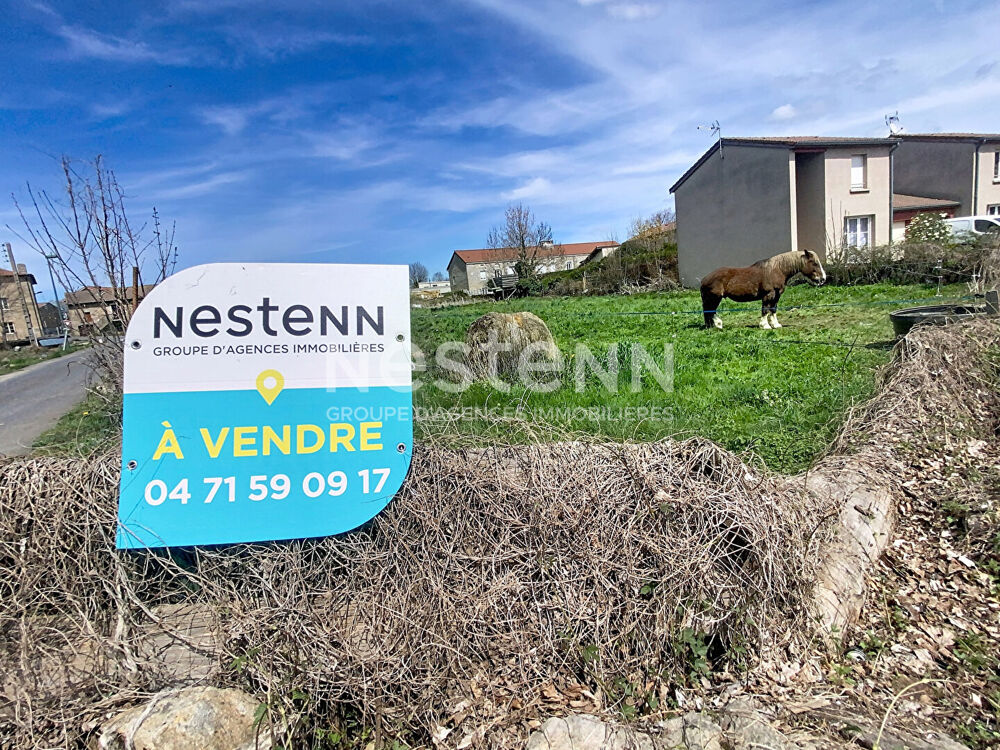 Vente Terrain EXCLUSIVITE ! Belle parcelle de terrain plat dans le centre de Grazac Grazac