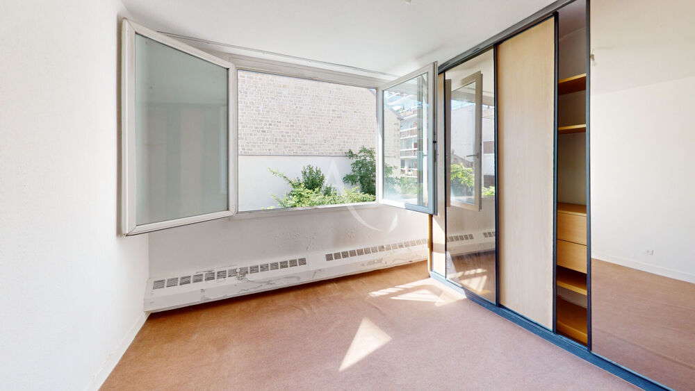 Vente Appartement EXCLUSIF Appartement à rénover proche du Canal Saint Martin ! Paris 10
